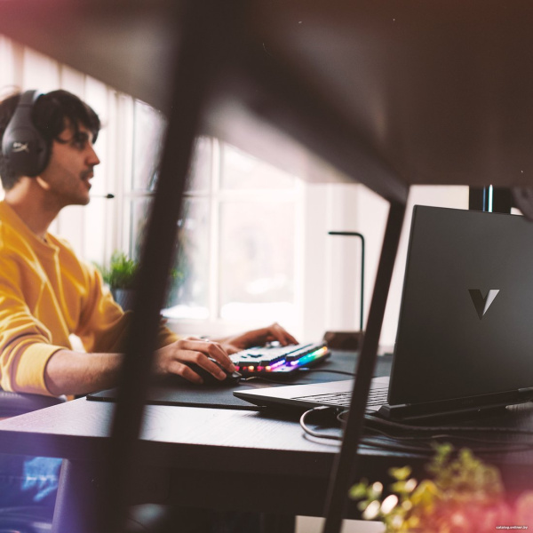 Игровой ноутбук HP Victus 15-fa2082wm B5EQ3UA